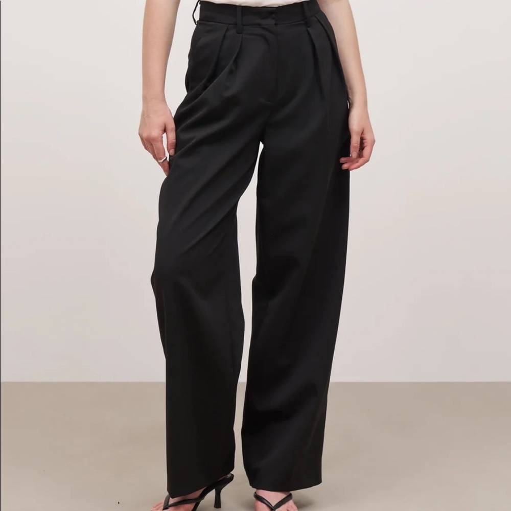 Because of Alice (boa.) Longline Dad Trousers